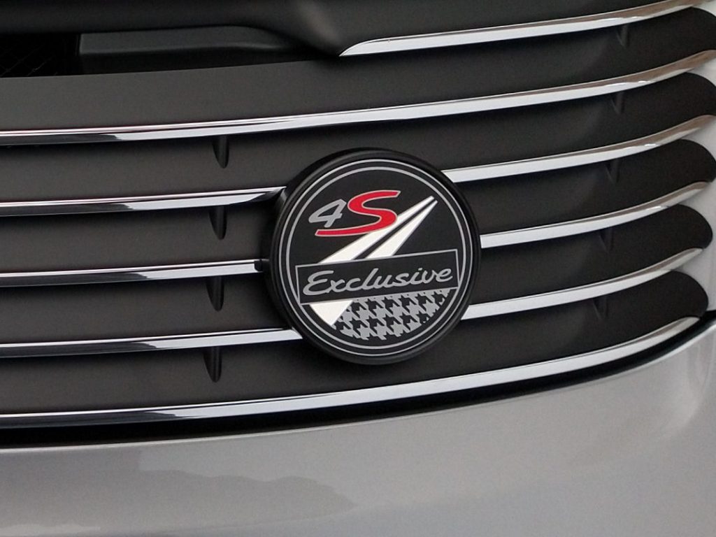Porsche Grill Badge 4S Exclusive